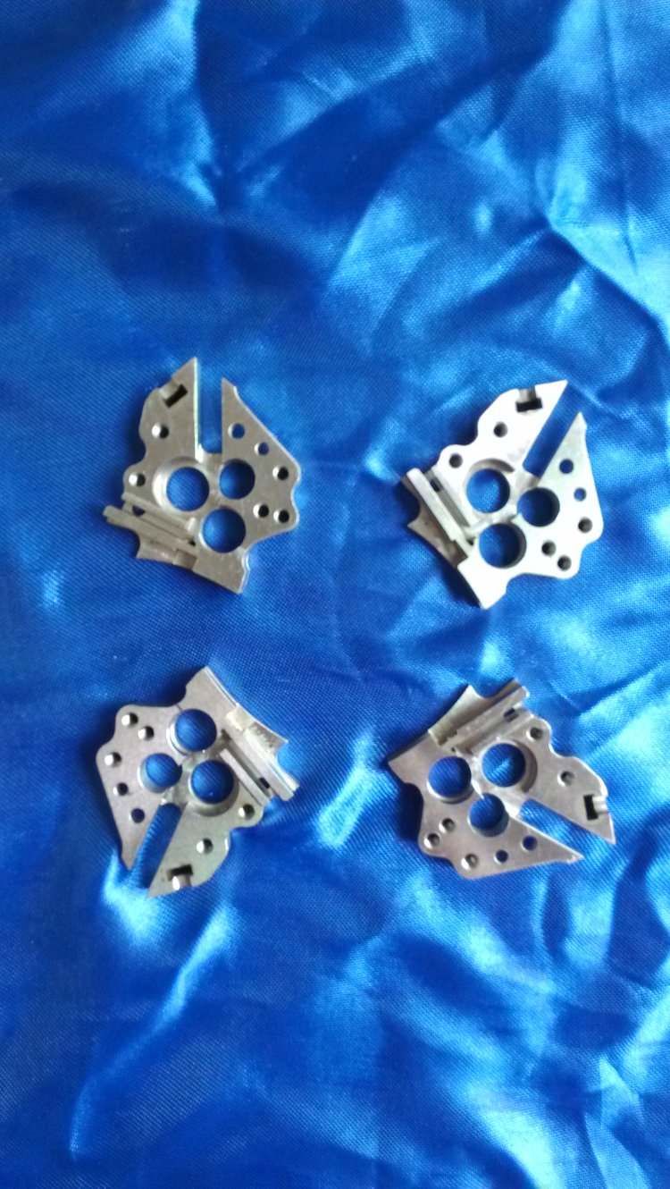 醫(yī)療零件精密CNC加工定制 為穿戴設(shè)備與機(jī)械配件提供可靠解決方案